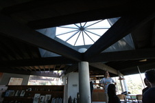 Enlarge photo 47