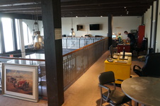 Enlarge photo 36
