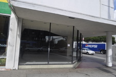 10863 W Pico
