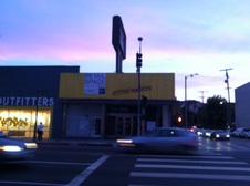 14550 Ventura Blvd