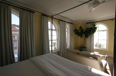 Enlarge photo 13