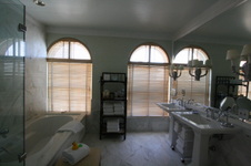 Enlarge photo 17