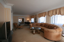 Enlarge photo 57