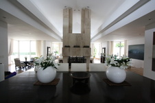 Enlarge photo 64