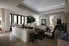 Enlarge photo 70