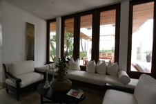 Enlarge photo 73