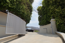 Enlarge photo 53
