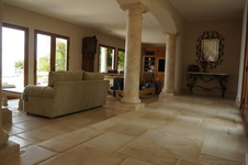 Enlarge photo 77