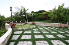 Enlarge photo 2