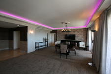 Enlarge photo 58