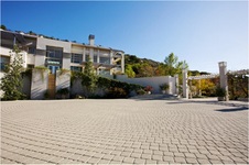 Enlarge photo 3
