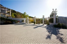 Enlarge photo 8