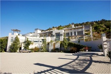 1073 Box Canyon Rd