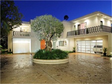 1115 Sierra Alta Way