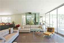 Enlarge photo 63