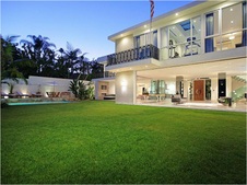 Enlarge photo 105