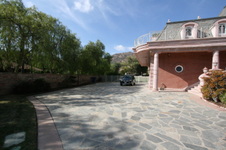 Enlarge photo 12