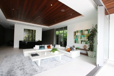 Enlarge photo 37