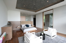 Enlarge photo 82