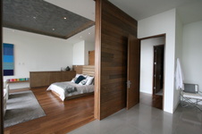 Enlarge photo 90