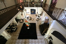 Enlarge photo 129