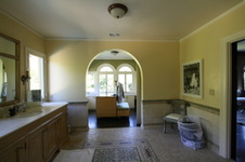 Enlarge photo 208