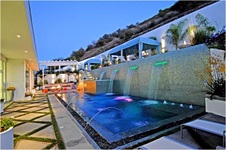 Enlarge photo 46