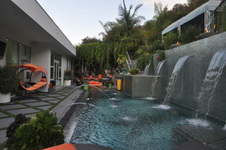 Enlarge photo 119