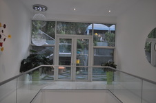Enlarge photo 149