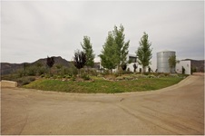 Enlarge photo 1