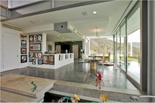 Enlarge photo 47
