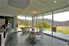 Enlarge photo 61