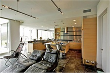 Enlarge photo 69