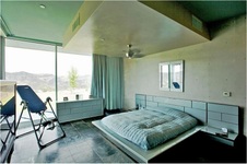 Enlarge photo 90