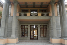 Pasadena Princess - 1288 S. Oakland