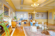Enlarge photo 62