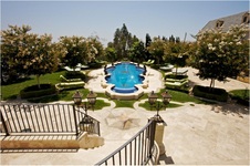 Enlarge photo 182