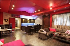 Enlarge photo 44