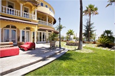 Enlarge photo 109