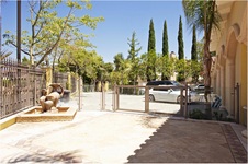 Enlarge photo 177