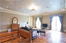 Enlarge photo 81