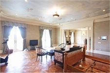 Enlarge photo 76
