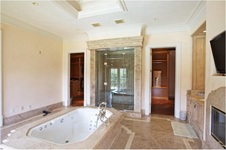 Enlarge photo 82