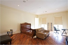 Enlarge photo 102