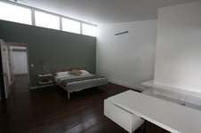 Enlarge photo 75