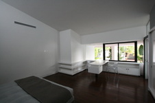 Enlarge photo 76