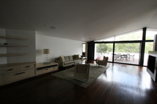 Enlarge photo 119