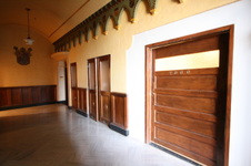 Enlarge photo 240