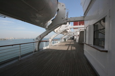 Enlarge photo 209