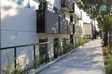 Enlarge photo 2